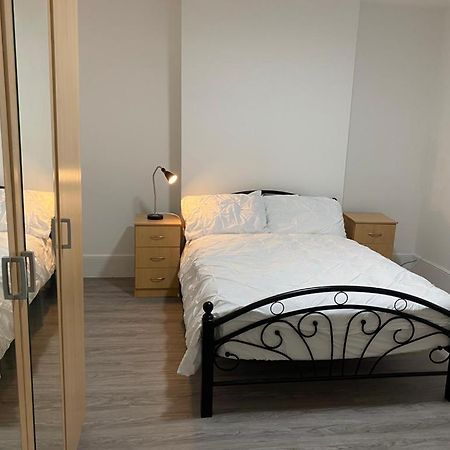 Appartement London Flat With Garden à Catford Extérieur photo